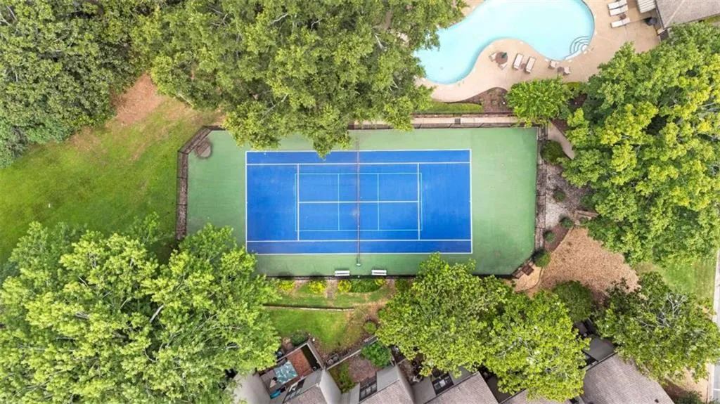 32 Ivy Parkway Ne, Atlanta, Georgia 30342, 4 Bedrooms Bedrooms, ,3 BathroomsBathrooms,Residential,For Sale,32 Ivy Parkway Ne,7611549