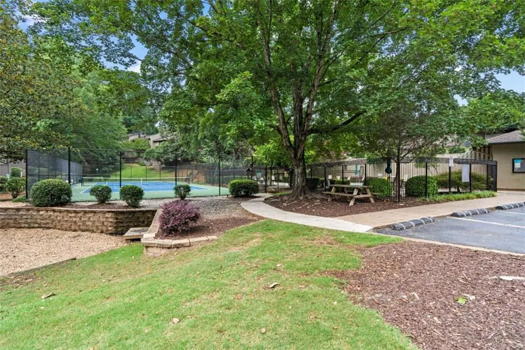 32 Ivy Parkway Ne, Atlanta, Georgia 30342, 4 Bedrooms Bedrooms, ,3 BathroomsBathrooms,Residential,For Sale,32 Ivy Parkway Ne,7611549