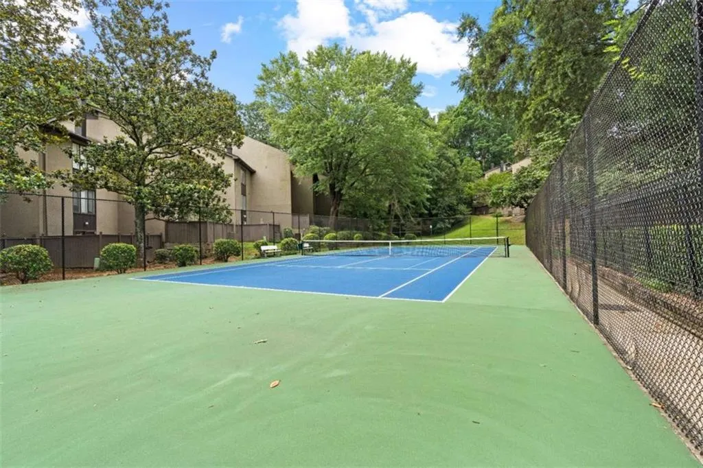 32 Ivy Parkway Ne, Atlanta, Georgia 30342, 4 Bedrooms Bedrooms, ,3 BathroomsBathrooms,Residential,For Sale,32 Ivy Parkway Ne,7611549