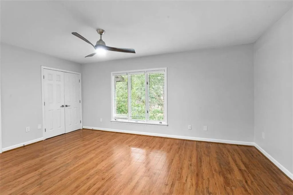 32 Ivy Parkway Ne, Atlanta, Georgia 30342, 4 Bedrooms Bedrooms, ,3 BathroomsBathrooms,Residential,For Sale,32 Ivy Parkway Ne,7611549