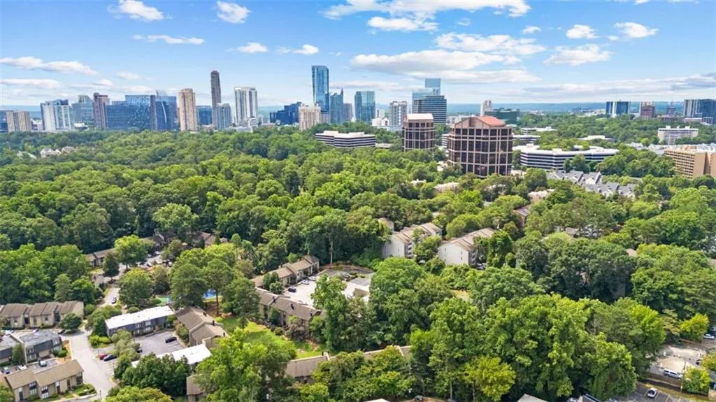 32 Ivy Parkway Ne, Atlanta, Georgia 30342, 4 Bedrooms Bedrooms, ,3 BathroomsBathrooms,Residential,For Sale,32 Ivy Parkway Ne,7611549