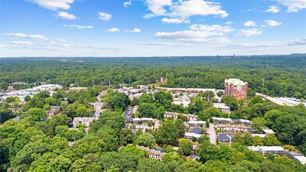 32 Ivy Parkway Ne, Atlanta, Georgia 30342, 4 Bedrooms Bedrooms, ,3 BathroomsBathrooms,Residential,For Sale,32 Ivy Parkway Ne,7611549