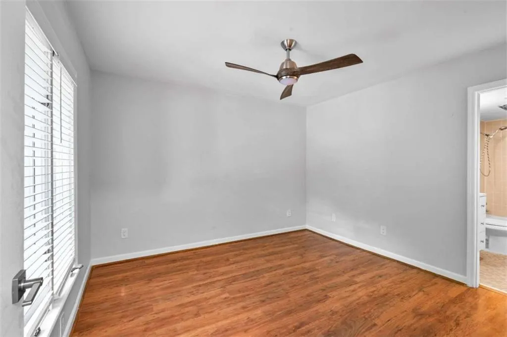 32 Ivy Parkway Ne, Atlanta, Georgia 30342, 4 Bedrooms Bedrooms, ,3 BathroomsBathrooms,Residential,For Sale,32 Ivy Parkway Ne,7611549