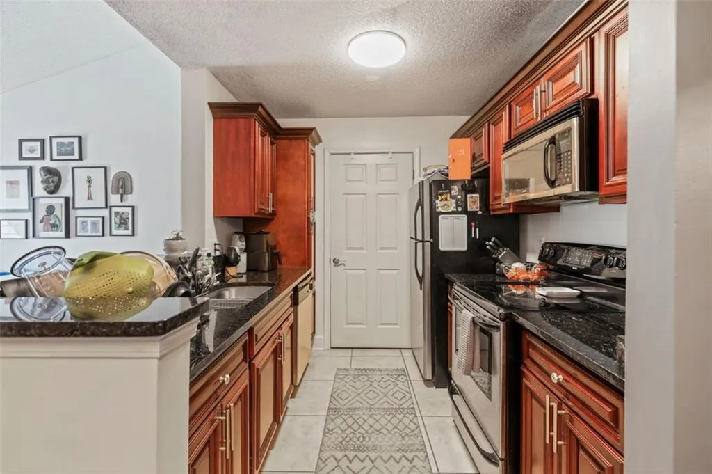 7305 Santa Fe Parkway, Atlanta, Georgia 30350, 2 Bedrooms Bedrooms, ,2 BathroomsBathrooms,Residential,Sold,7305 Santa Fe Parkway,6911026