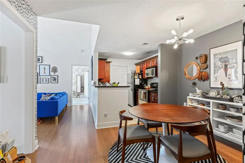 7305 Santa Fe Parkway, Atlanta, Georgia 30350, 2 Bedrooms Bedrooms, ,2 BathroomsBathrooms,Residential,Sold,7305 Santa Fe Parkway,6911026