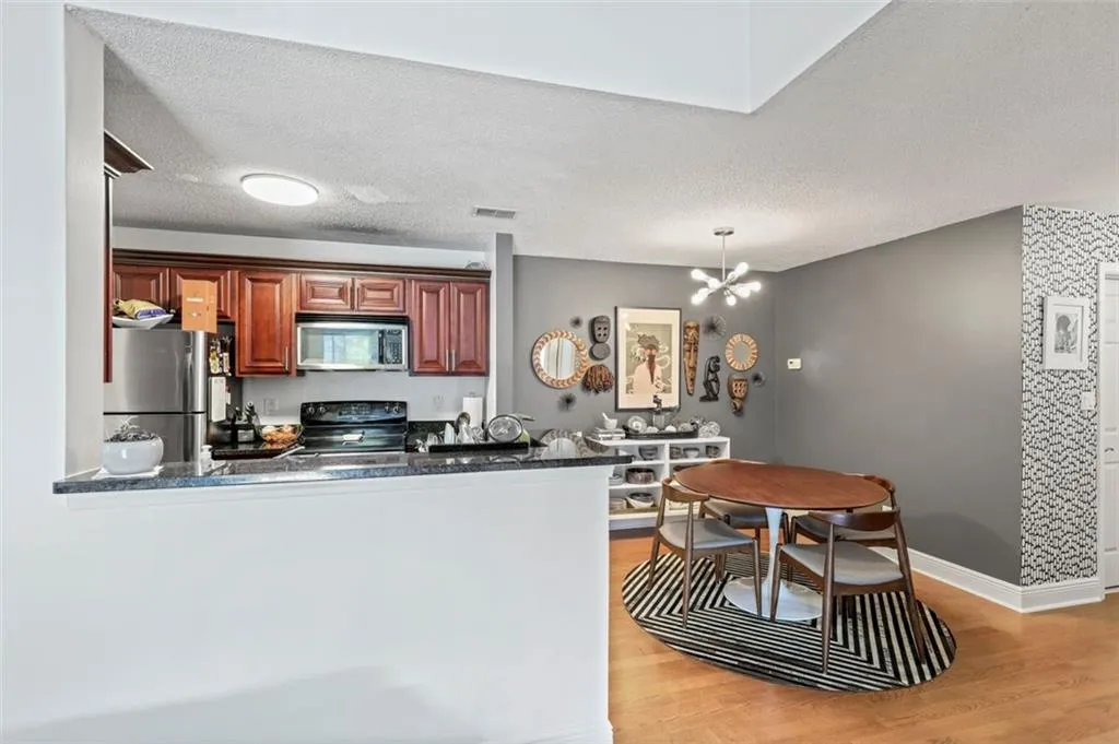 7305 Santa Fe Parkway, Atlanta, Georgia 30350, 2 Bedrooms Bedrooms, ,2 BathroomsBathrooms,Residential,Sold,7305 Santa Fe Parkway,6911026