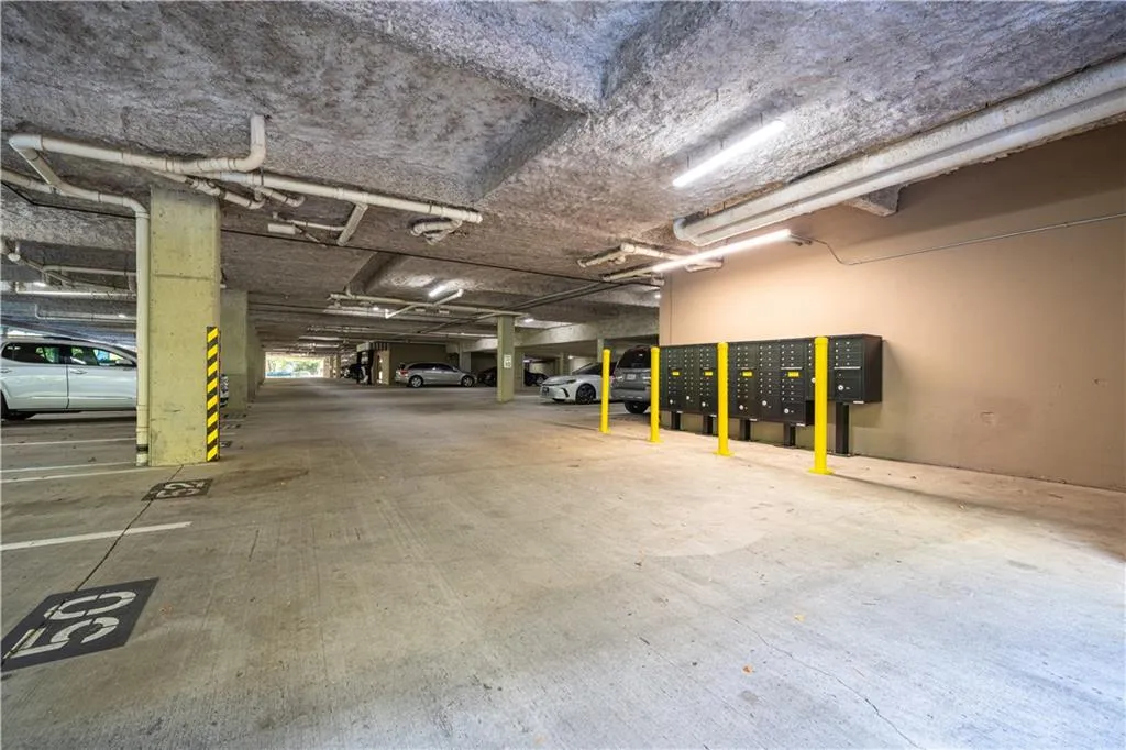 2865 Lenox Road Ne Unit 601, Atlanta, Georgia 30324, 2 Bedrooms Bedrooms, ,2 BathroomsBathrooms,Residential,For Sale,2865 Lenox Road Ne Unit 601,7670658
