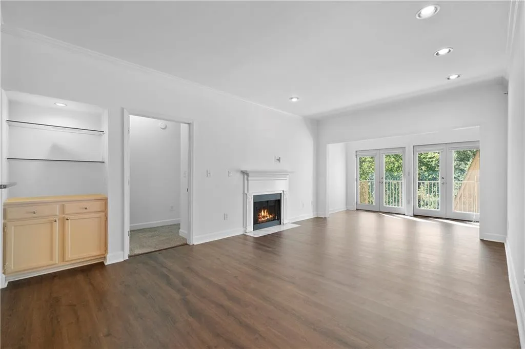 2865 Lenox Road Ne Unit 601, Atlanta, Georgia 30324, 2 Bedrooms Bedrooms, ,2 BathroomsBathrooms,Residential,For Sale,2865 Lenox Road Ne Unit 601,7670658