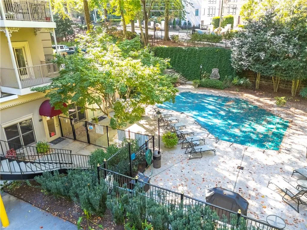 2865 Lenox Road Ne Unit 601, Atlanta, Georgia 30324, 2 Bedrooms Bedrooms, ,2 BathroomsBathrooms,Residential,For Sale,2865 Lenox Road Ne Unit 601,7670658