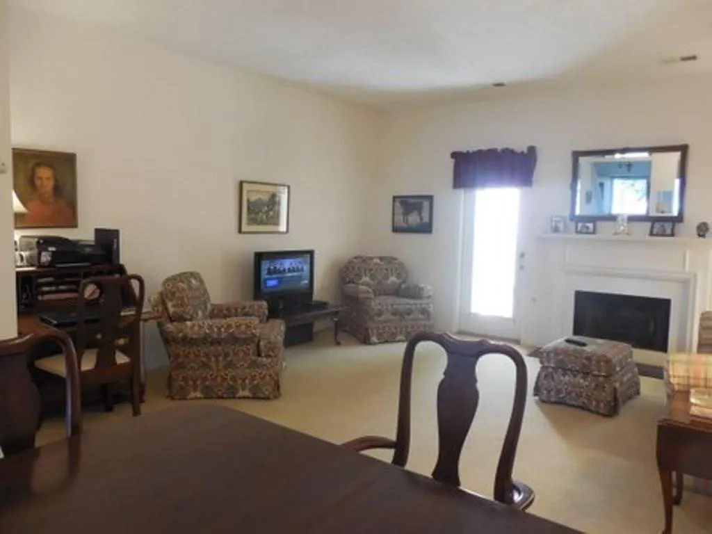 904 Wedgewood Way, Sandy Springs, Georgia 30350, 2 Bedrooms Bedrooms, ,2 BathroomsBathrooms,Residential,Sold,904 Wedgewood Way,5847258