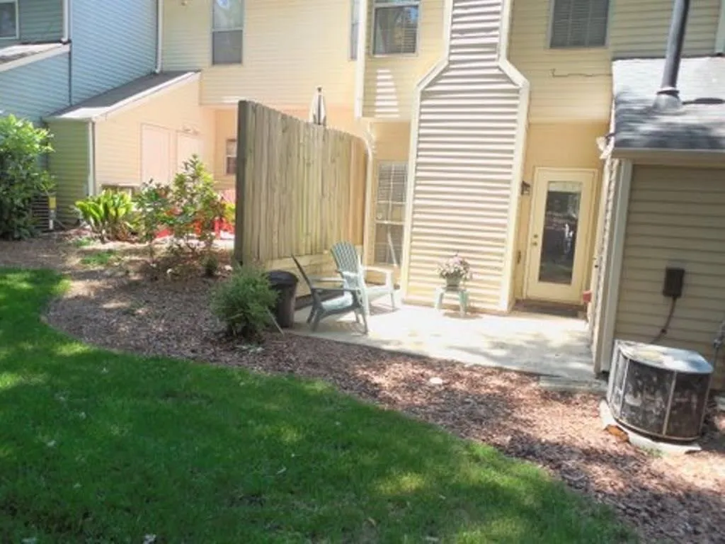 904 Wedgewood Way, Sandy Springs, Georgia 30350, 2 Bedrooms Bedrooms, ,2 BathroomsBathrooms,Residential,Sold,904 Wedgewood Way,5847258