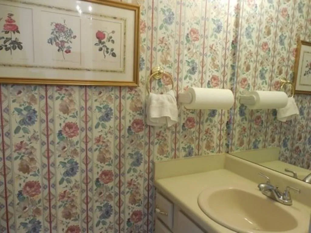 904 Wedgewood Way, Sandy Springs, Georgia 30350, 2 Bedrooms Bedrooms, ,2 BathroomsBathrooms,Residential,Sold,904 Wedgewood Way,5847258