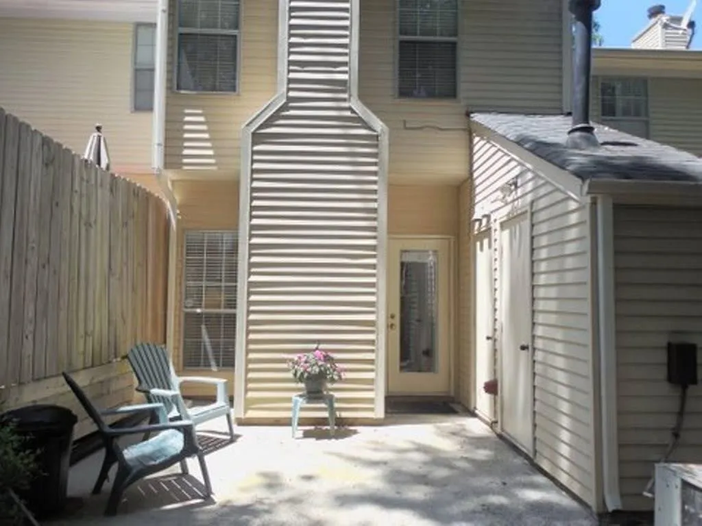 904 Wedgewood Way, Sandy Springs, Georgia 30350, 2 Bedrooms Bedrooms, ,2 BathroomsBathrooms,Residential,Sold,904 Wedgewood Way,5847258