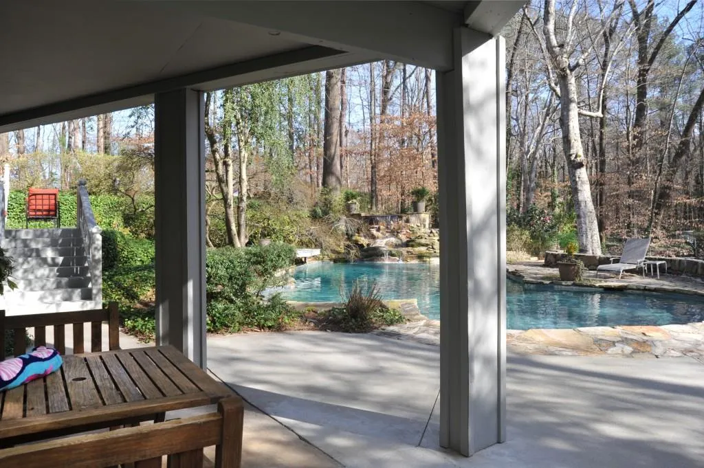 5845 Winterthur Drive, Sandy Springs, Georgia 30328, 5 Bedrooms Bedrooms, ,6 BathroomsBathrooms,Residential,Sold,5845 Winterthur Drive,6511170