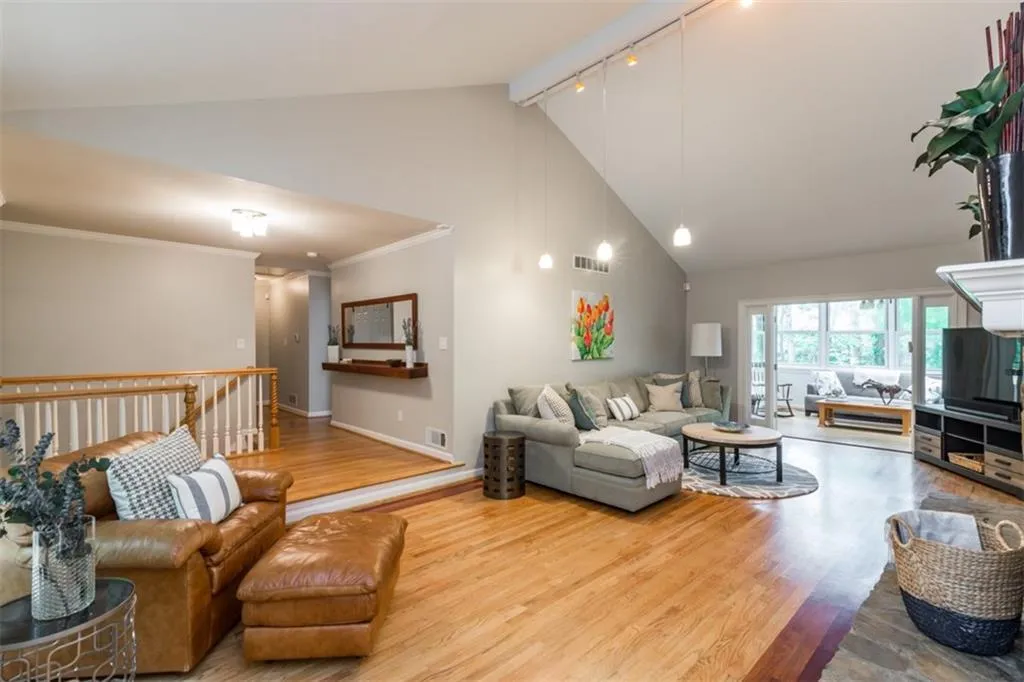 345 Stone Mill Trail, Sandy Springs, Georgia 30328, 5 Bedrooms Bedrooms, ,3 BathroomsBathrooms,Residential,Sold,345 Stone Mill Trail,5837391