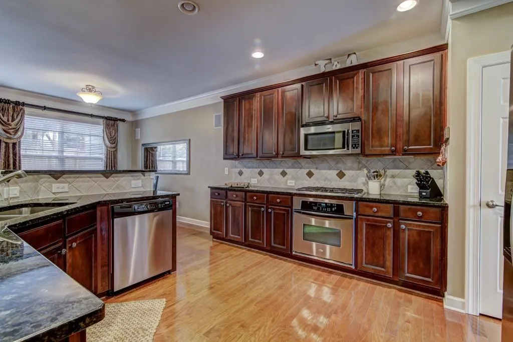 2124 Cobblestone Circle, Brookhaven, Georgia 30319, 3 Bedrooms Bedrooms, ,3 BathroomsBathrooms,Residential,Sold,2124 Cobblestone Circle,5950127