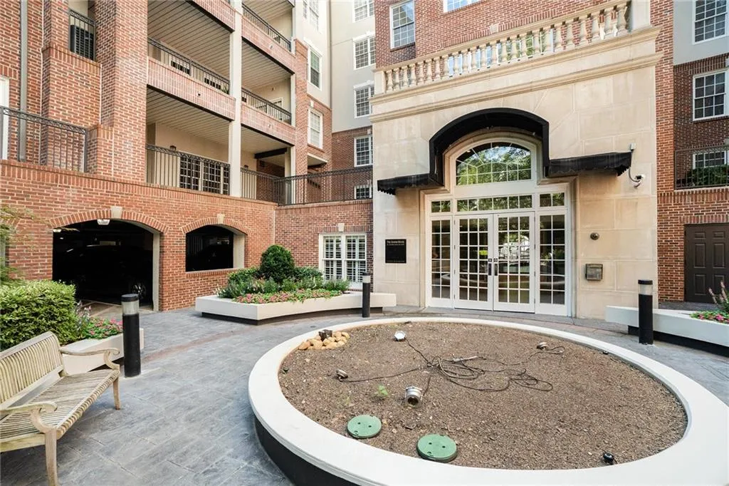50 Biscayne Drive Nw Unit 1109, Atlanta, Georgia 30309, 2 Bedrooms Bedrooms, ,2 BathroomsBathrooms,Residential,For Sale,50 Biscayne Drive Nw Unit 1109,7624231