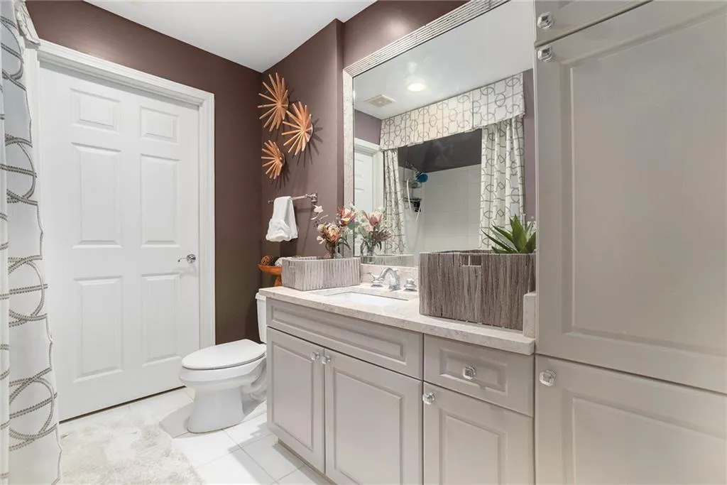 50 Biscayne Drive Nw Unit 1109, Atlanta, Georgia 30309, 2 Bedrooms Bedrooms, ,2 BathroomsBathrooms,Residential,For Sale,50 Biscayne Drive Nw Unit 1109,7624231