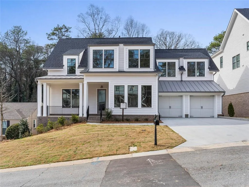 5300 Green Hill Place Ne, Atlanta, Georgia 30342, 5 Bedrooms Bedrooms, ,5 BathroomsBathrooms,Residential,Sold,5300 Green Hill Place Ne,6528527