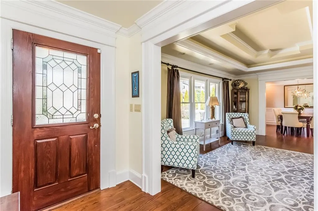 2517 Sharondale Drive Ne, Atlanta, Georgia 30305, 3 Bedrooms Bedrooms, ,2 BathroomsBathrooms,Residential,Sold,2517 Sharondale Drive Ne,5805325