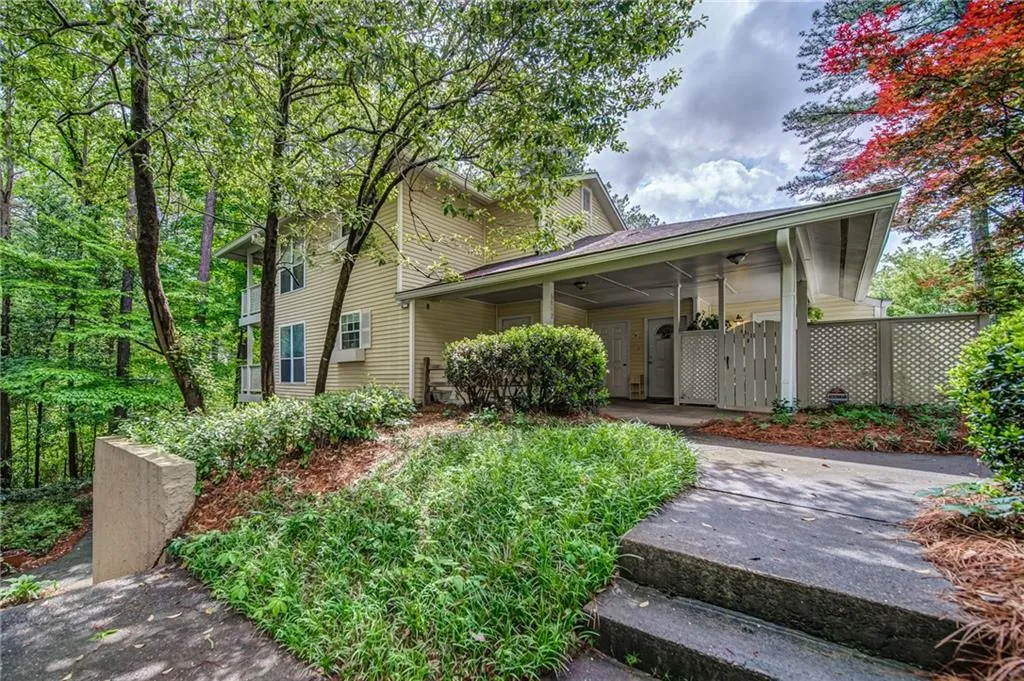 Georgia 30328, ,2 BathroomsBathrooms,Residential,Sold,7212120