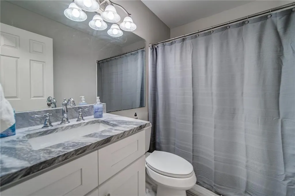 Georgia 30328, ,2 BathroomsBathrooms,Residential,Sold,7212120