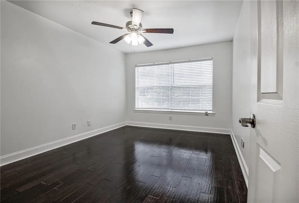 6980 Roswell Road Unit H5, Atlanta, Georgia 30328, 3 Bedrooms Bedrooms, ,2 BathroomsBathrooms,Residential,Sold,6980 Roswell Road Unit H5,7159801