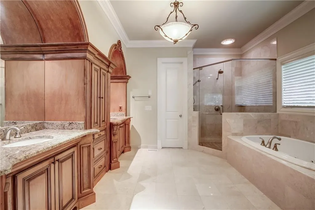 290 Cameron Ridge Drive, Atlanta, Georgia 30328, 6 Bedrooms Bedrooms, ,5 BathroomsBathrooms,Residential,Sold,290 Cameron Ridge Drive,5759522