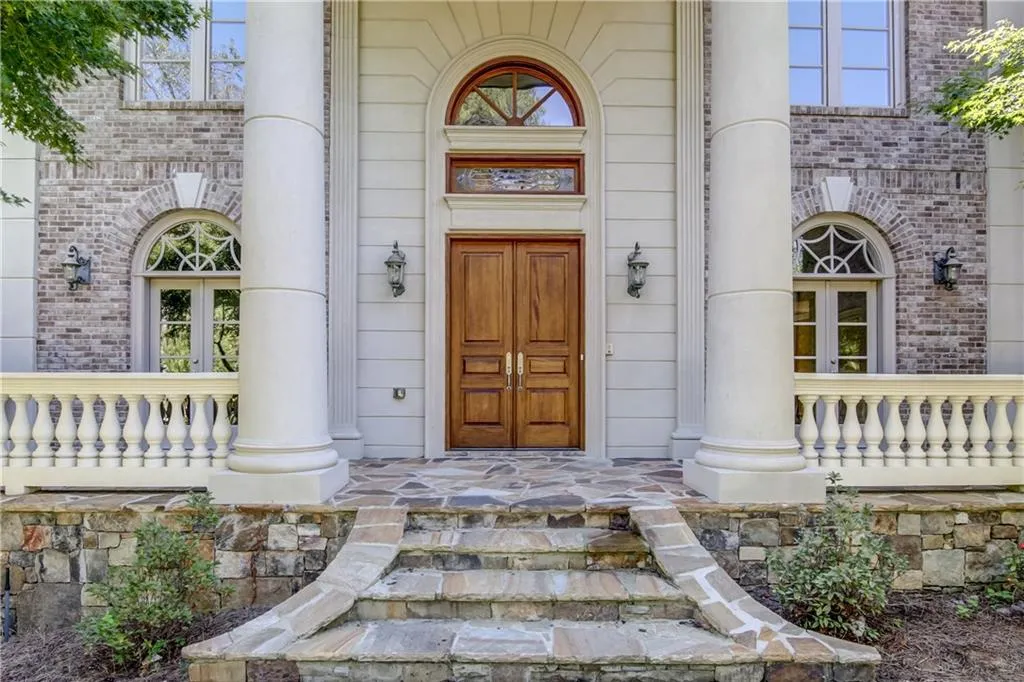 290 Cameron Ridge Drive, Atlanta, Georgia 30328, 6 Bedrooms Bedrooms, ,5 BathroomsBathrooms,Residential,Sold,290 Cameron Ridge Drive,5759522