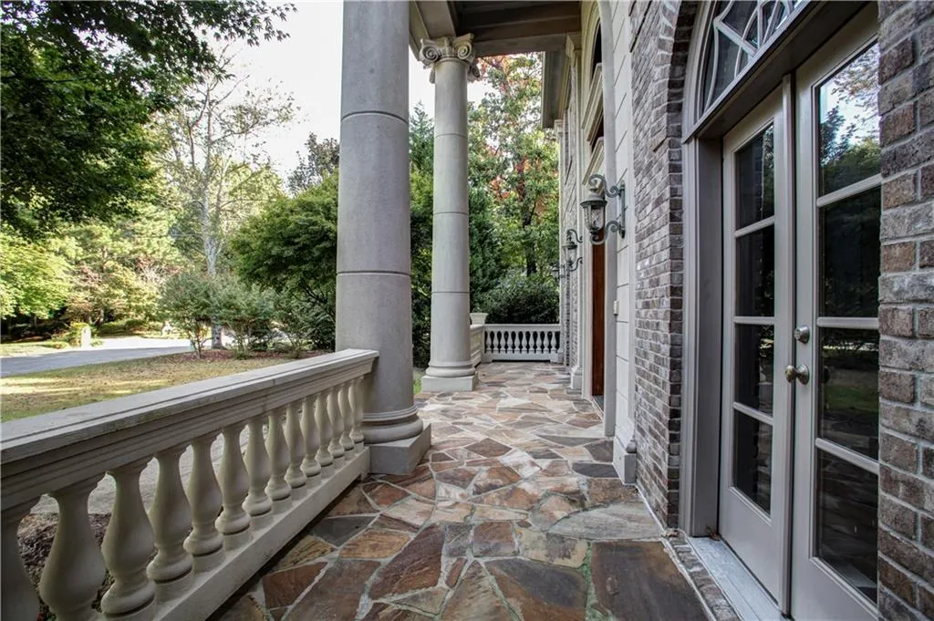 290 Cameron Ridge Drive, Atlanta, Georgia 30328, 6 Bedrooms Bedrooms, ,5 BathroomsBathrooms,Residential,Sold,290 Cameron Ridge Drive,5759522