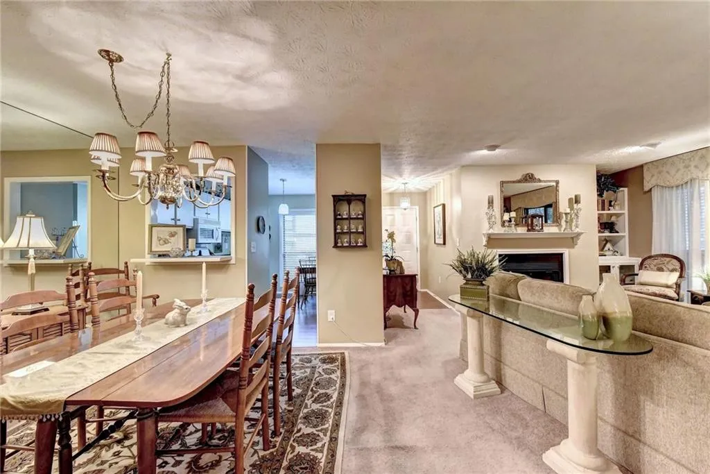 1103 Woodcliff Drive, Sandy Springs, Georgia 30350, 2 Bedrooms Bedrooms, ,2 BathroomsBathrooms,Residential,Sold,1103 Woodcliff Drive,6857187