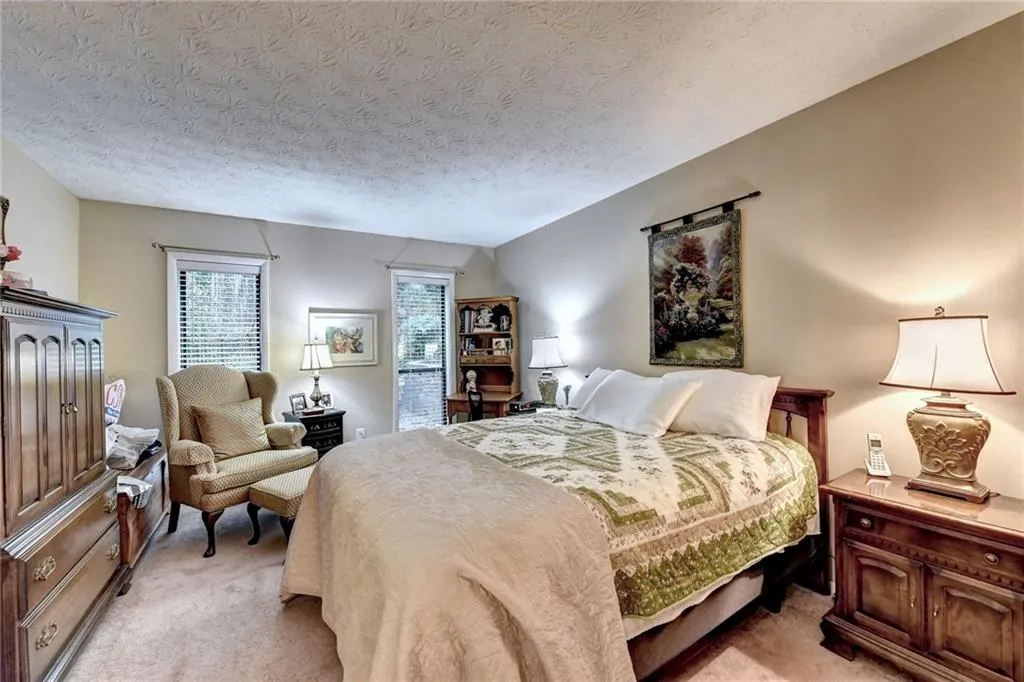 1103 Woodcliff Drive, Sandy Springs, Georgia 30350, 2 Bedrooms Bedrooms, ,2 BathroomsBathrooms,Residential,Sold,1103 Woodcliff Drive,6857187