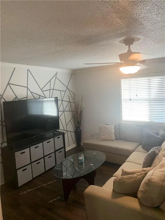 6900 Roswell Road Unit C6, Atlanta, Georgia 30328, 2 Bedrooms Bedrooms, ,2 BathroomsBathrooms,Residential,Sold,6900 Roswell Road Unit C6,6973069