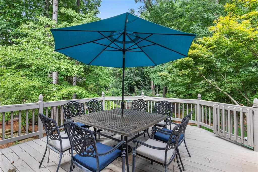 1810 Brandon Hall Drive, Atlanta, Georgia 30350, 5 Bedrooms Bedrooms, ,5 BathroomsBathrooms,Residential,Sold,1810 Brandon Hall Drive,7186519