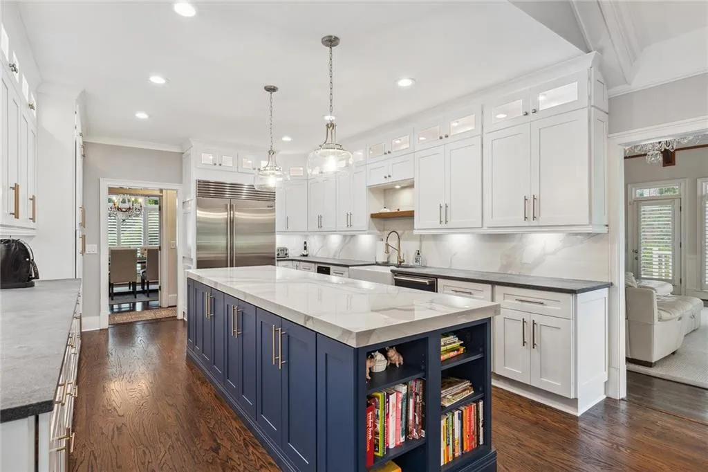 1810 Brandon Hall Drive, Atlanta, Georgia 30350, 5 Bedrooms Bedrooms, ,5 BathroomsBathrooms,Residential,Sold,1810 Brandon Hall Drive,7186519