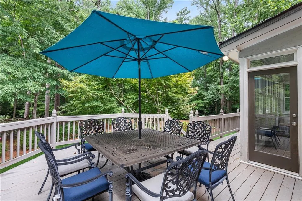 1810 Brandon Hall Drive, Atlanta, Georgia 30350, 5 Bedrooms Bedrooms, ,5 BathroomsBathrooms,Residential,Sold,1810 Brandon Hall Drive,7186519