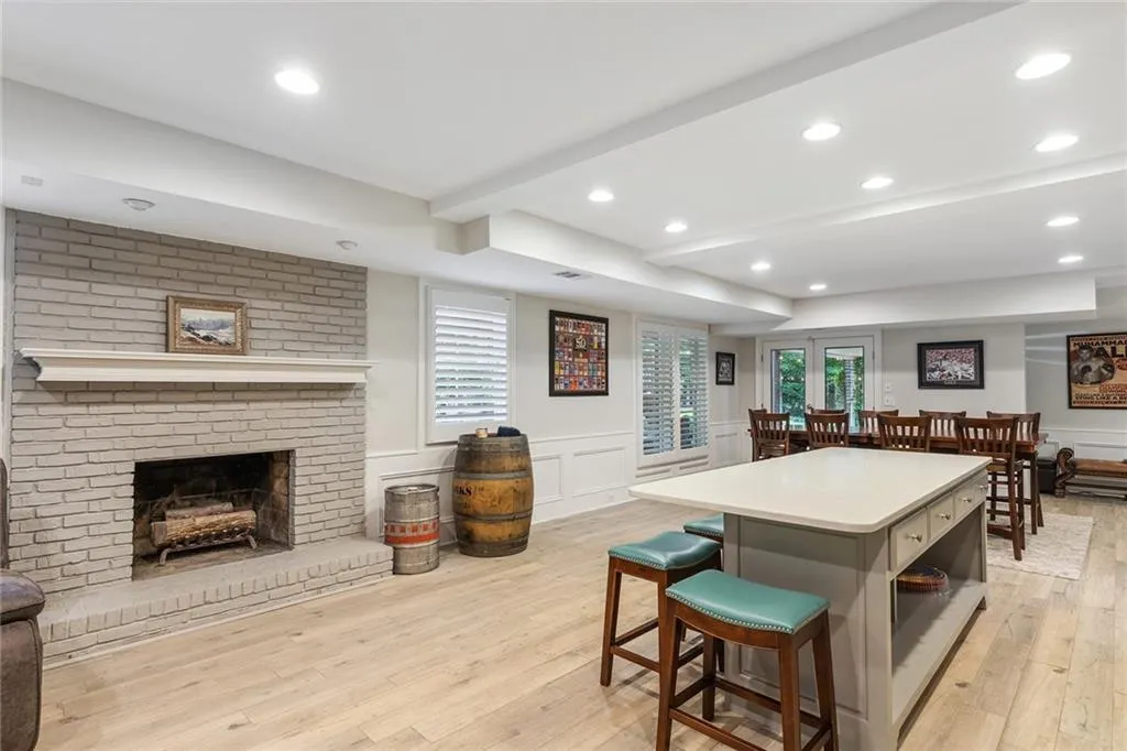 1810 Brandon Hall Drive, Atlanta, Georgia 30350, 5 Bedrooms Bedrooms, ,5 BathroomsBathrooms,Residential,Sold,1810 Brandon Hall Drive,7186519