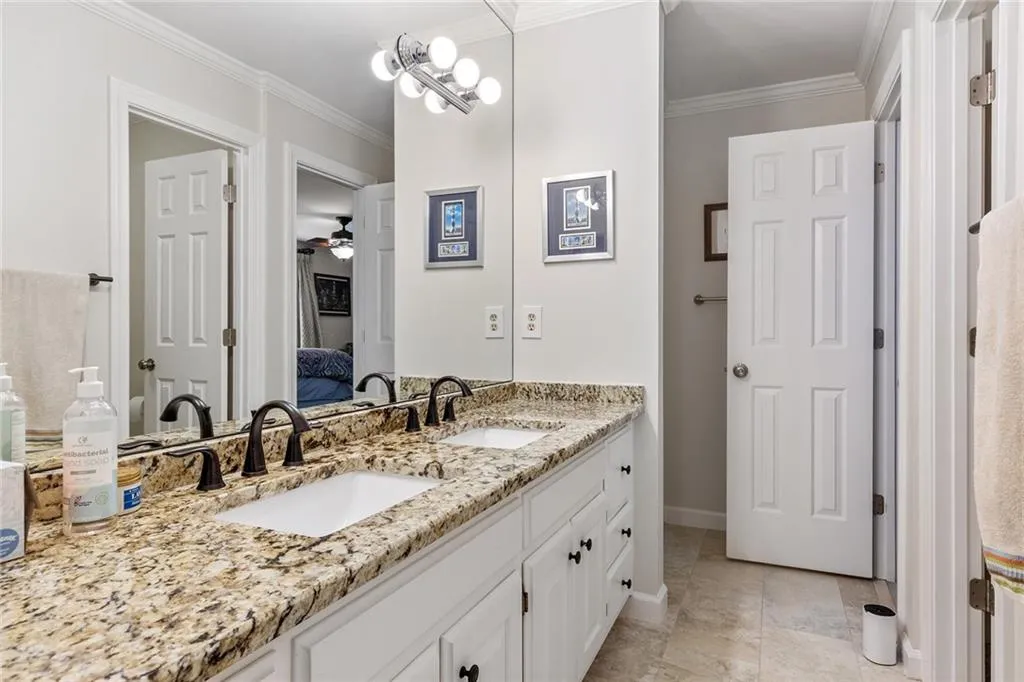 1810 Brandon Hall Drive, Atlanta, Georgia 30350, 5 Bedrooms Bedrooms, ,5 BathroomsBathrooms,Residential,Sold,1810 Brandon Hall Drive,7186519