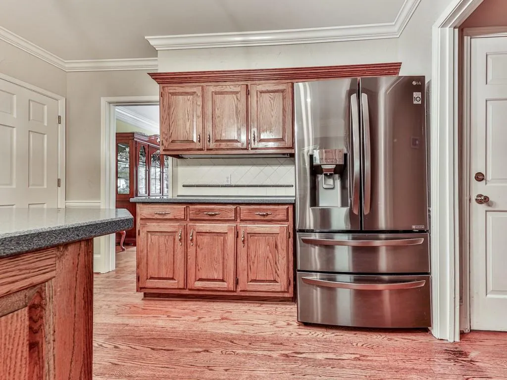7690 Dunvegan Close, Sandy Springs, Georgia 30350, 4 Bedrooms Bedrooms, ,3 BathroomsBathrooms,Residential,Sold,7690 Dunvegan Close,6961774