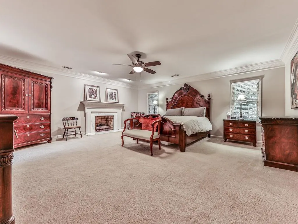 7690 Dunvegan Close, Sandy Springs, Georgia 30350, 4 Bedrooms Bedrooms, ,3 BathroomsBathrooms,Residential,Sold,7690 Dunvegan Close,6961774