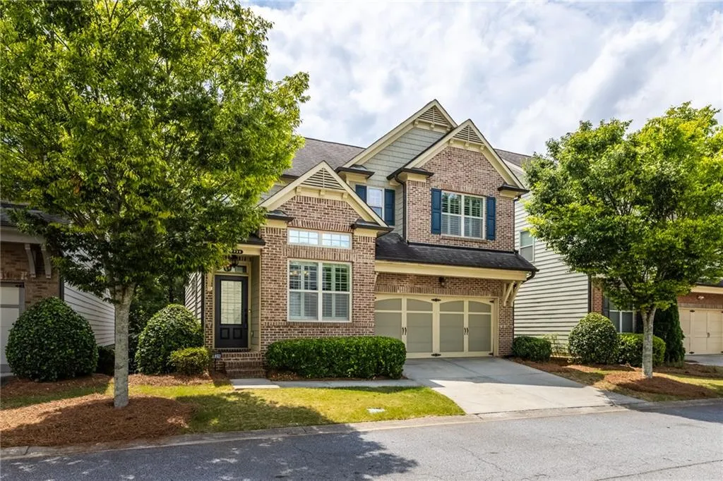 View of front of home featuring a garage