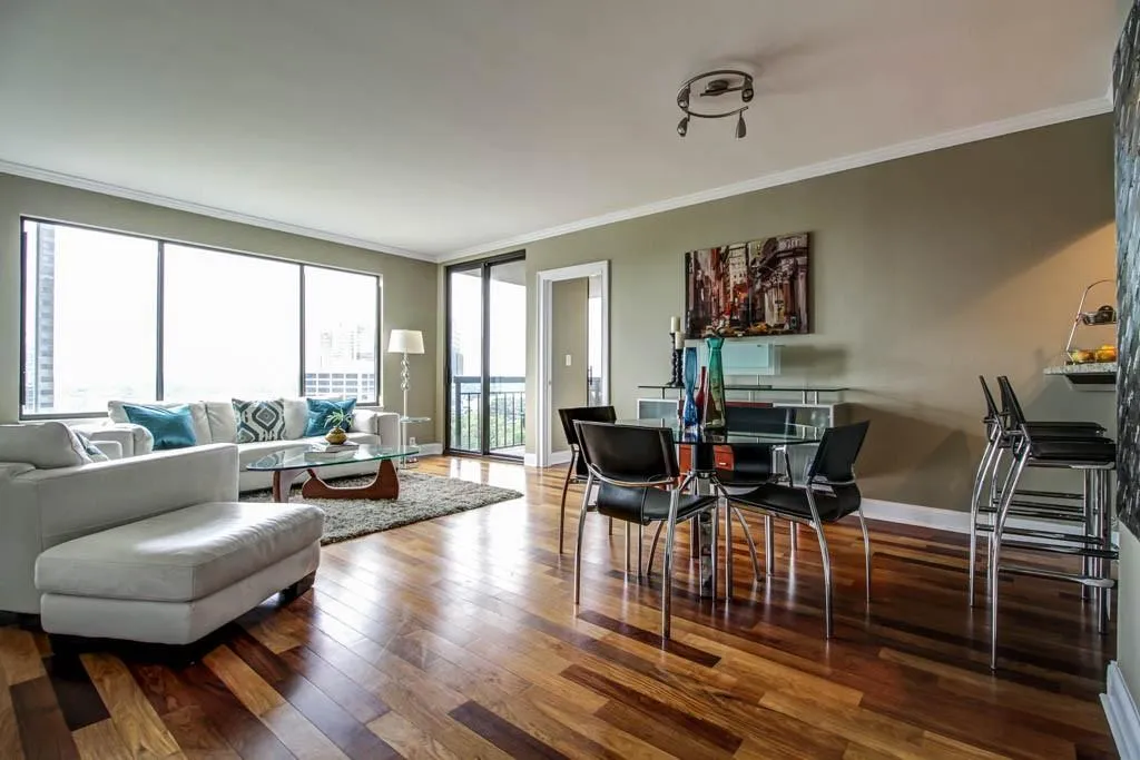 3481 Lakeside Drive Ne Unit 1806, Atlanta, Georgia 30326, 2 Bedrooms Bedrooms, ,2 BathroomsBathrooms,Residential,Sold,3481 Lakeside Drive Ne Unit 1806,5585486
