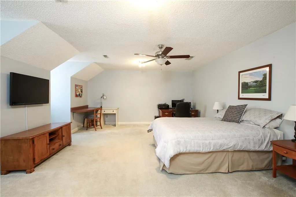 7155 Roswell Road Unit 43, Sandy Springs, Georgia 30328, 3 Bedrooms Bedrooms, ,2 BathroomsBathrooms,Residential,Sold,7155 Roswell Road Unit 43,5993821