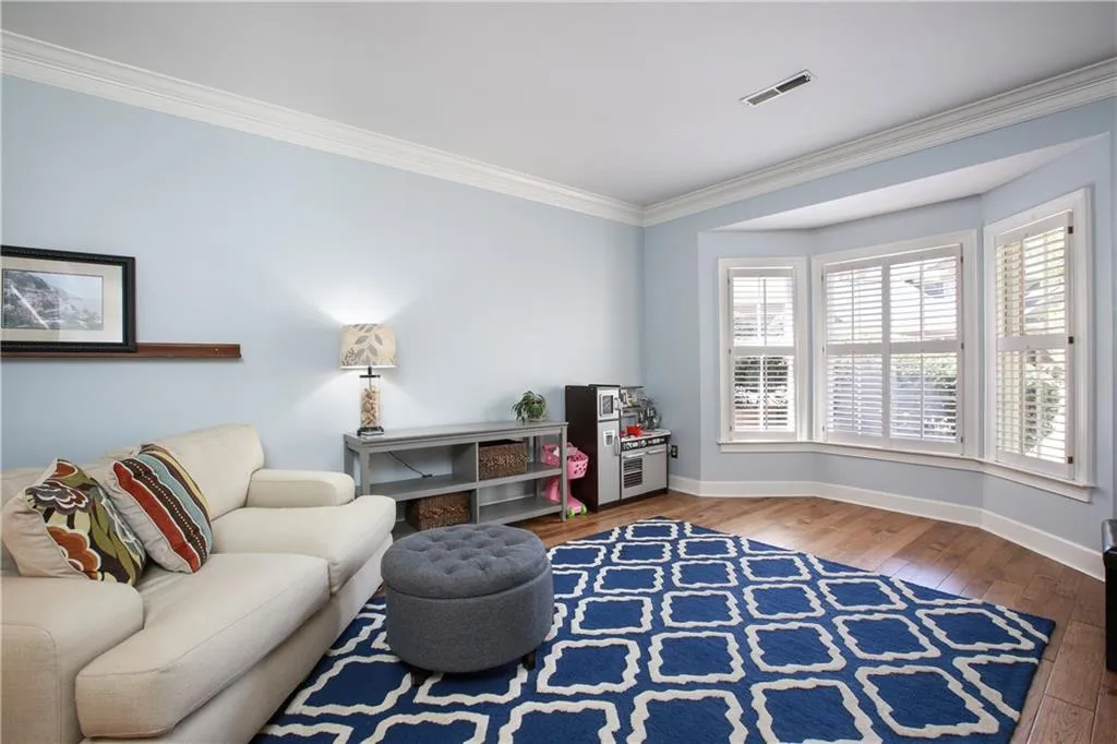 7155 Roswell Road Unit 43, Sandy Springs, Georgia 30328, 3 Bedrooms Bedrooms, ,2 BathroomsBathrooms,Residential,Sold,7155 Roswell Road Unit 43,5993821