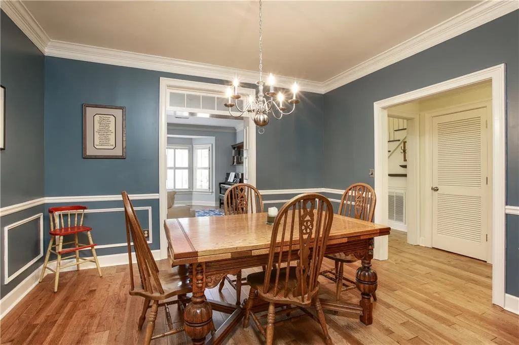 7155 Roswell Road Unit 43, Sandy Springs, Georgia 30328, 3 Bedrooms Bedrooms, ,2 BathroomsBathrooms,Residential,Sold,7155 Roswell Road Unit 43,5993821