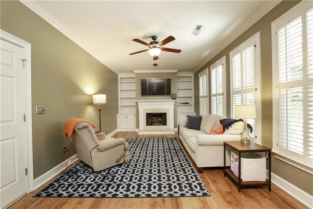 7155 Roswell Road Unit 43, Sandy Springs, Georgia 30328, 3 Bedrooms Bedrooms, ,2 BathroomsBathrooms,Residential,Sold,7155 Roswell Road Unit 43,5993821
