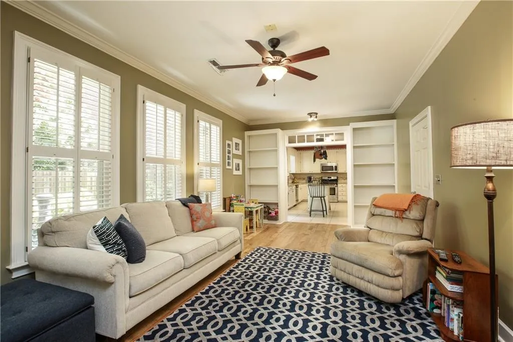 7155 Roswell Road Unit 43, Sandy Springs, Georgia 30328, 3 Bedrooms Bedrooms, ,2 BathroomsBathrooms,Residential,Sold,7155 Roswell Road Unit 43,5993821