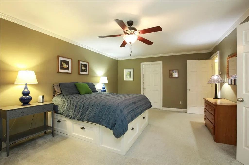 7155 Roswell Road Unit 43, Sandy Springs, Georgia 30328, 3 Bedrooms Bedrooms, ,2 BathroomsBathrooms,Residential,Sold,7155 Roswell Road Unit 43,5993821