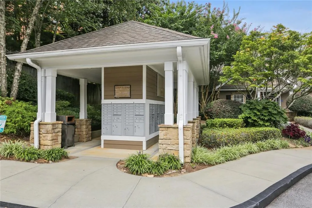 3160 Seven Pines Court Unit 302, Atlanta, Georgia 30339, 1 Bedroom Bedrooms, ,1 BathroomBathrooms,Residential,For Sale,3160 Seven Pines Court Unit 302,7647456