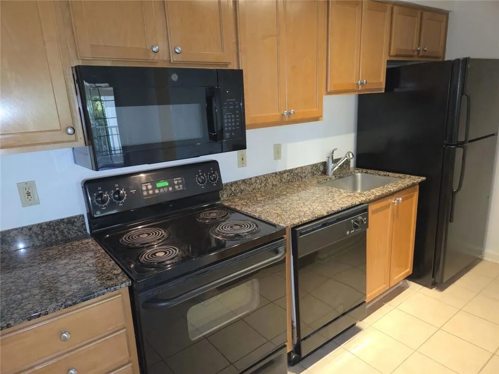 3160 Seven Pines Court Unit 302, Atlanta, Georgia 30339, 1 Bedroom Bedrooms, ,1 BathroomBathrooms,Residential,For Sale,3160 Seven Pines Court Unit 302,7647456